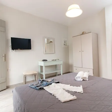 Almiriki Naxos Beachside Living Plaka (Naxos) Exterior photo