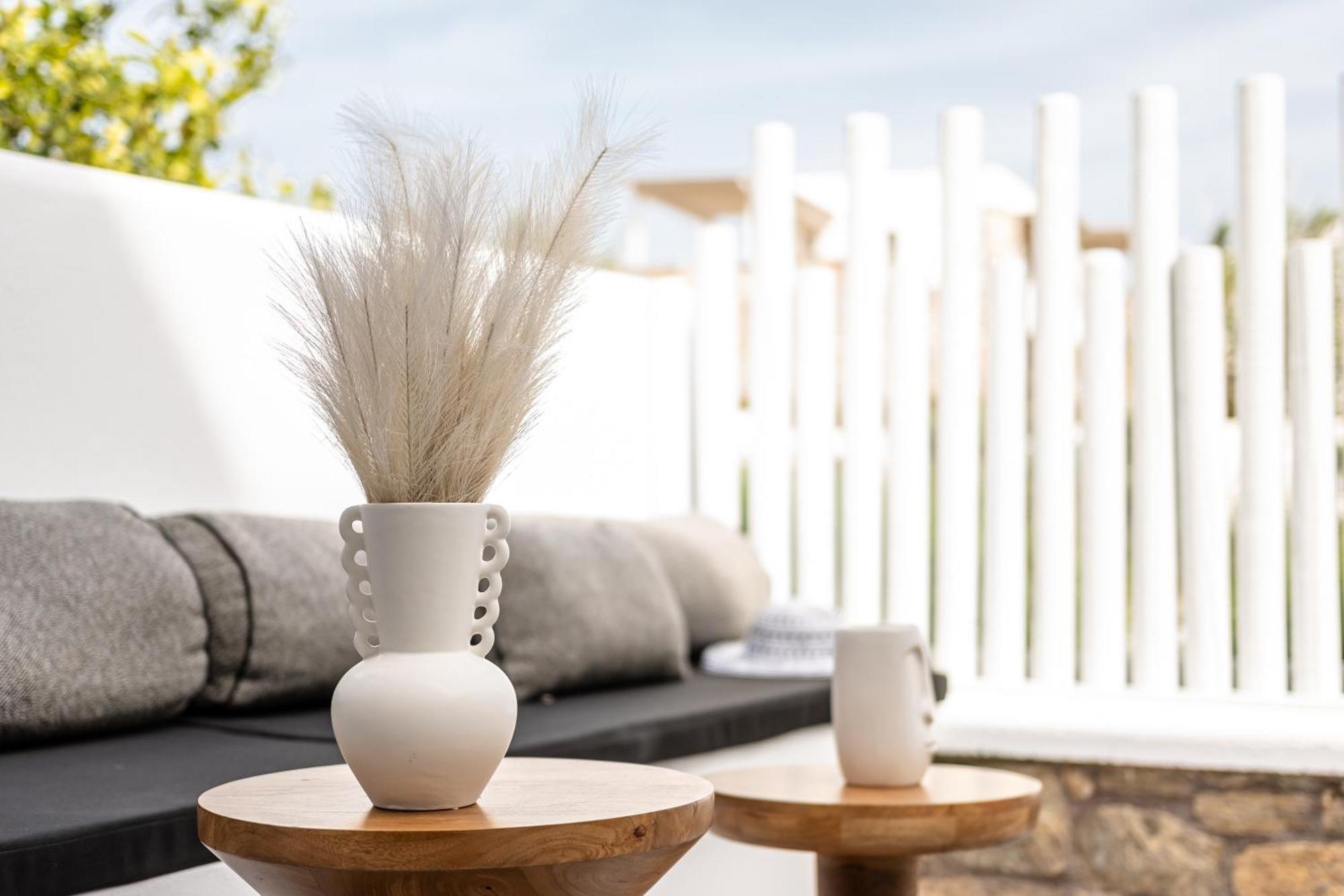 Almiriki Naxos Beachside Living
