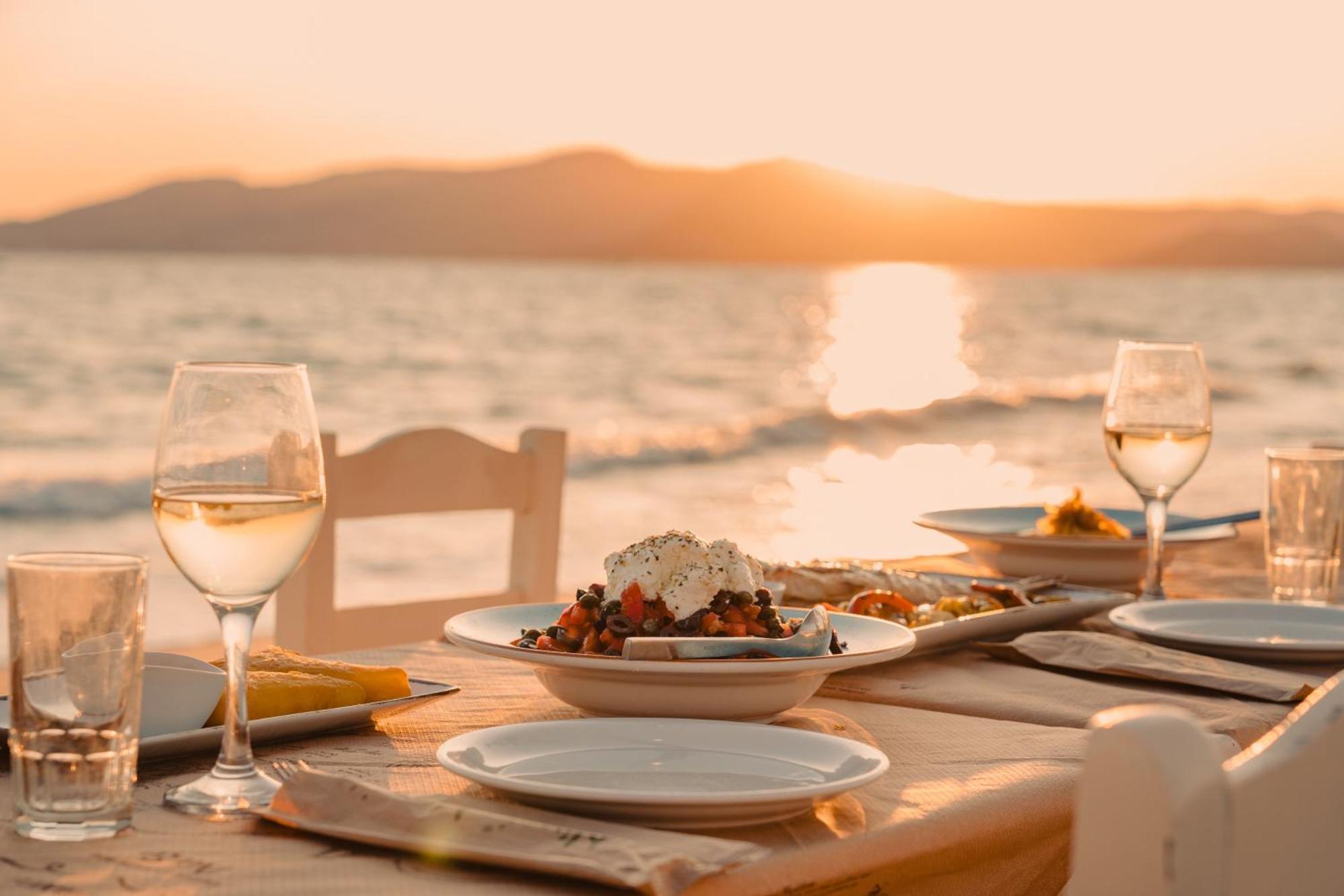Almiriki Naxos Beachside Living Apartment *